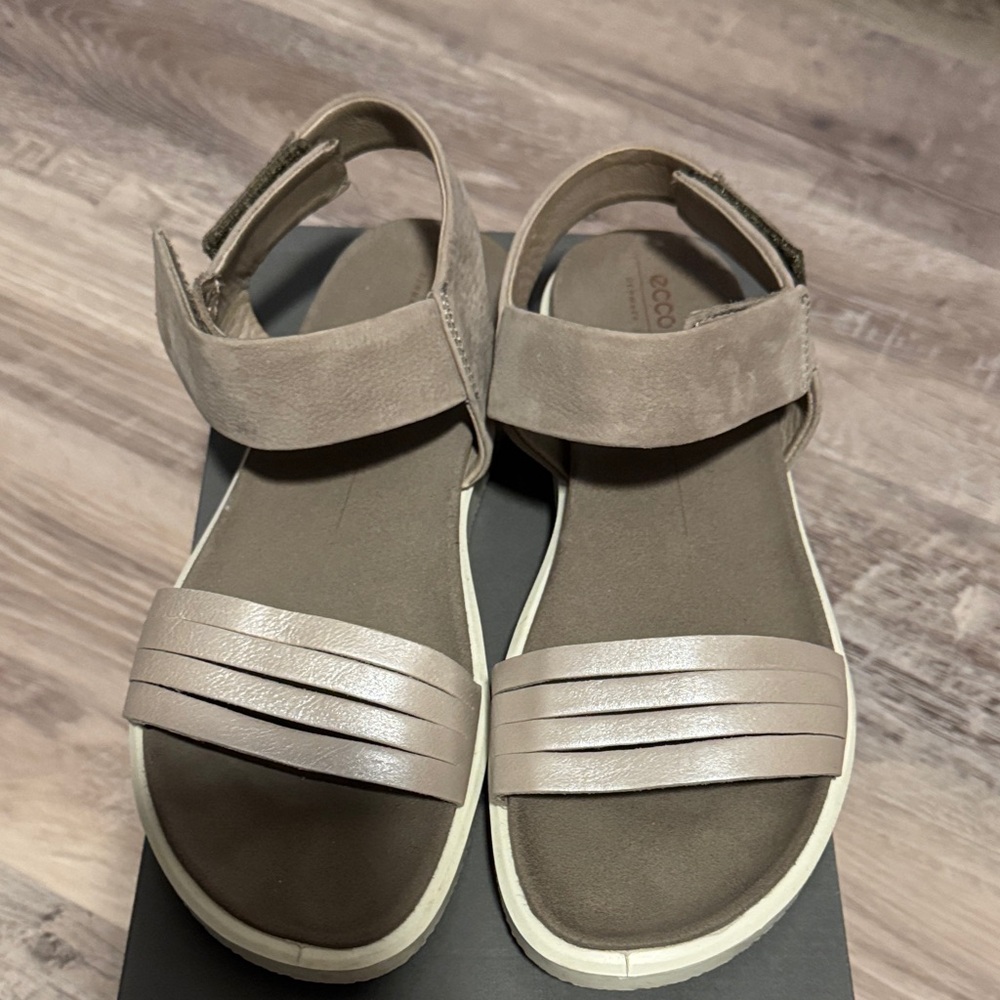 Ecco Taupe Sandals